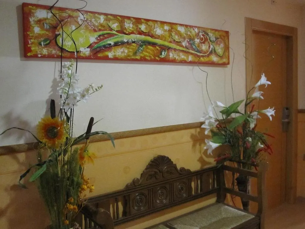 Hostal Jardines Del Mediterraneo Baza 2*,